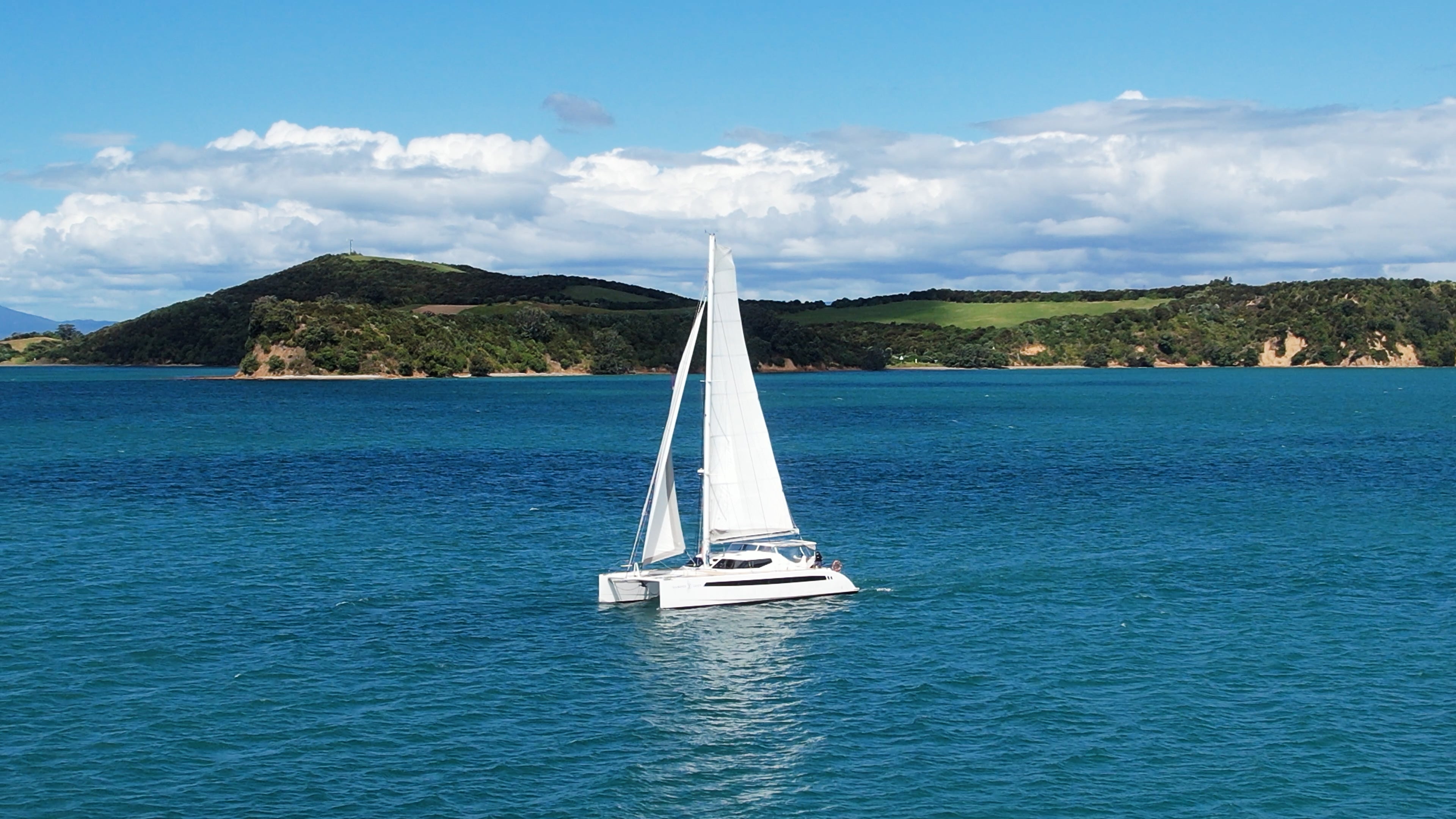 On the Water with Kristin, Fabio and Yoda – Life aboard Wanderlust