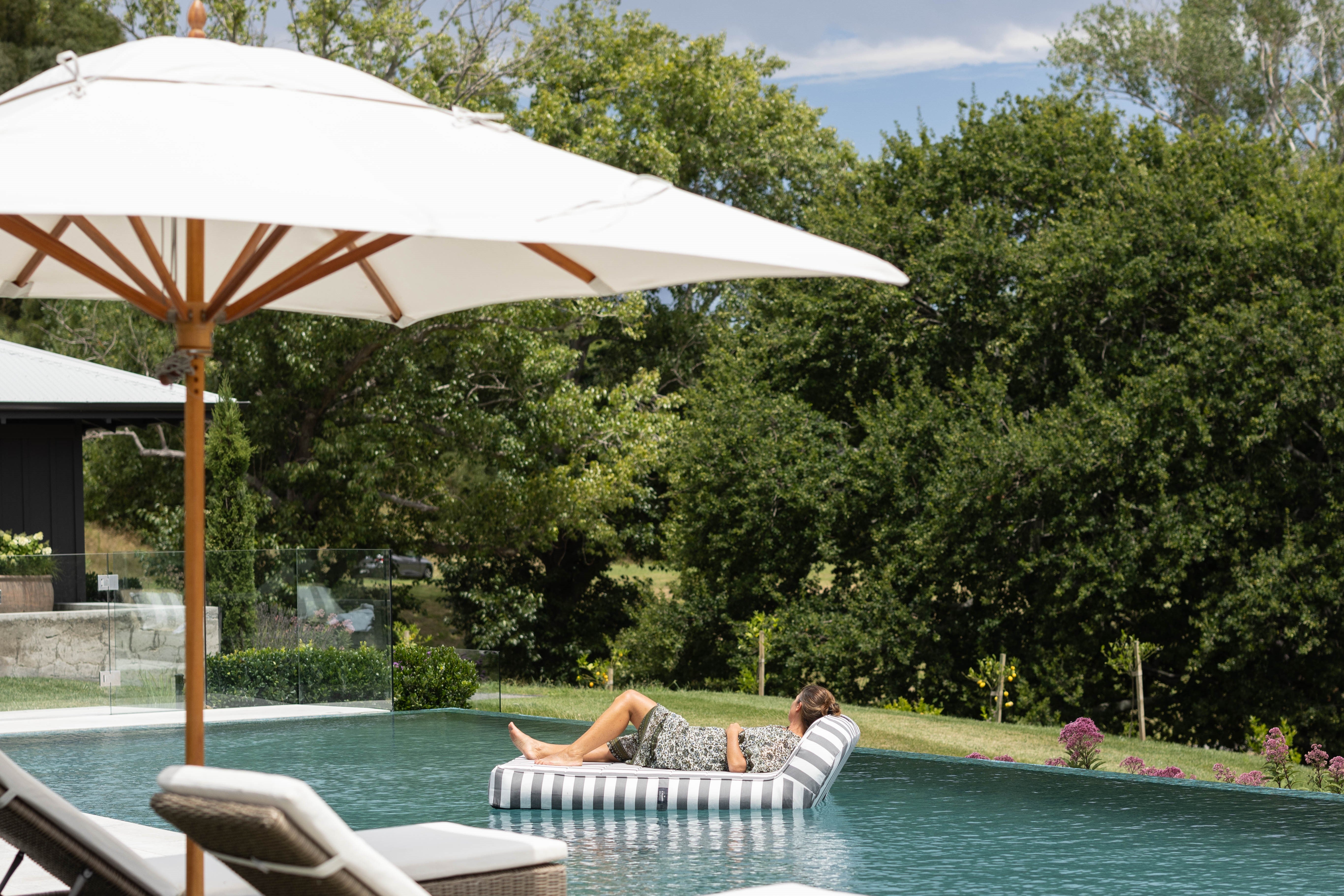 Nimbus Lounger