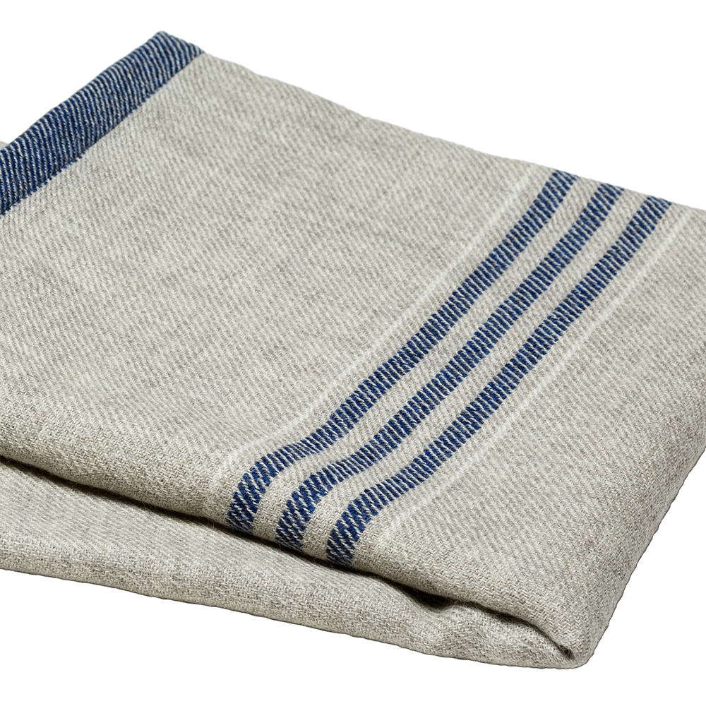 MacKenzie Throw Blue